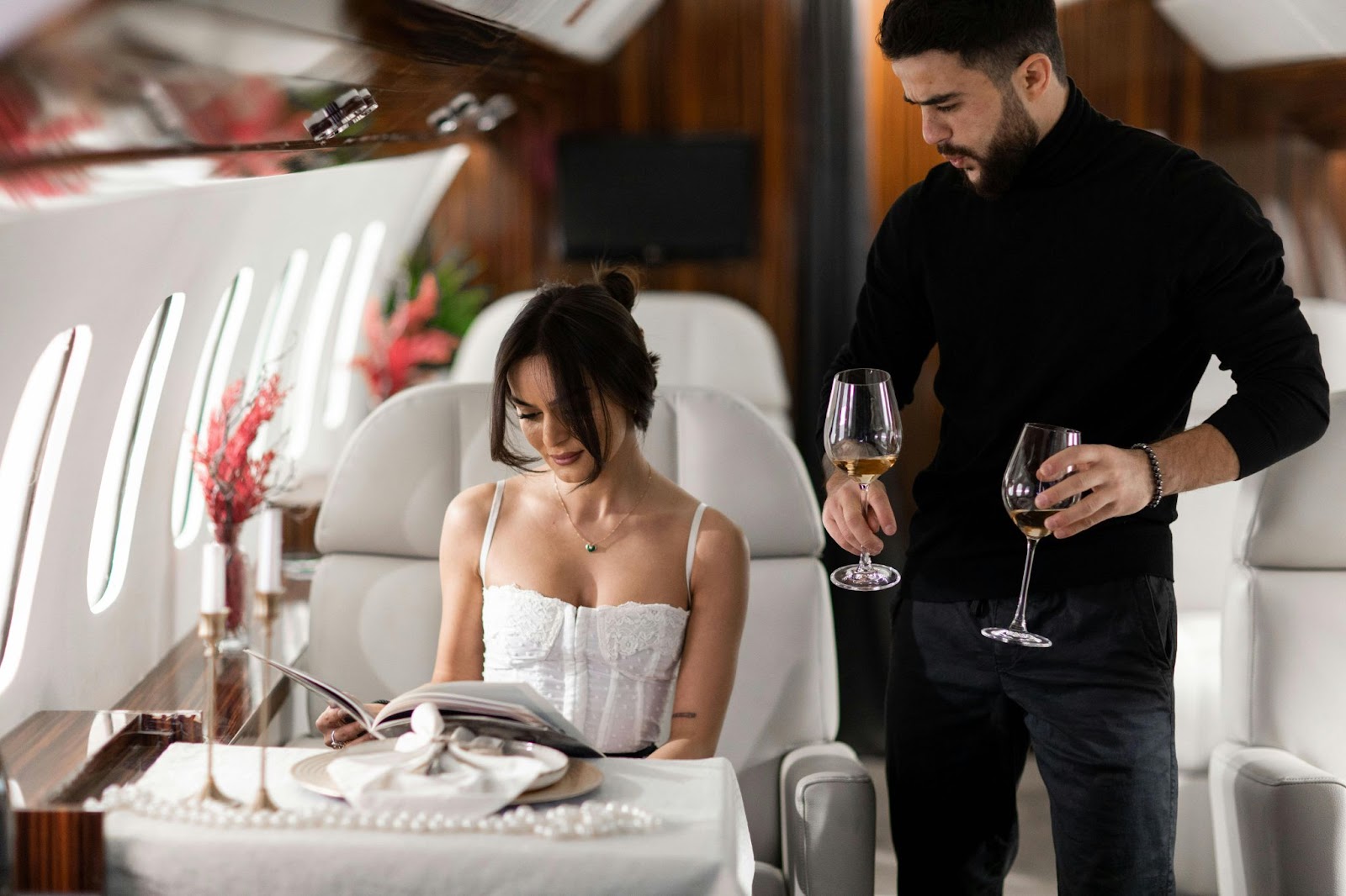 IS IT WORTH IT TO RENT A PRIVATE JET? COST, EXPERIENCE, AND VALUE EXPLAINED